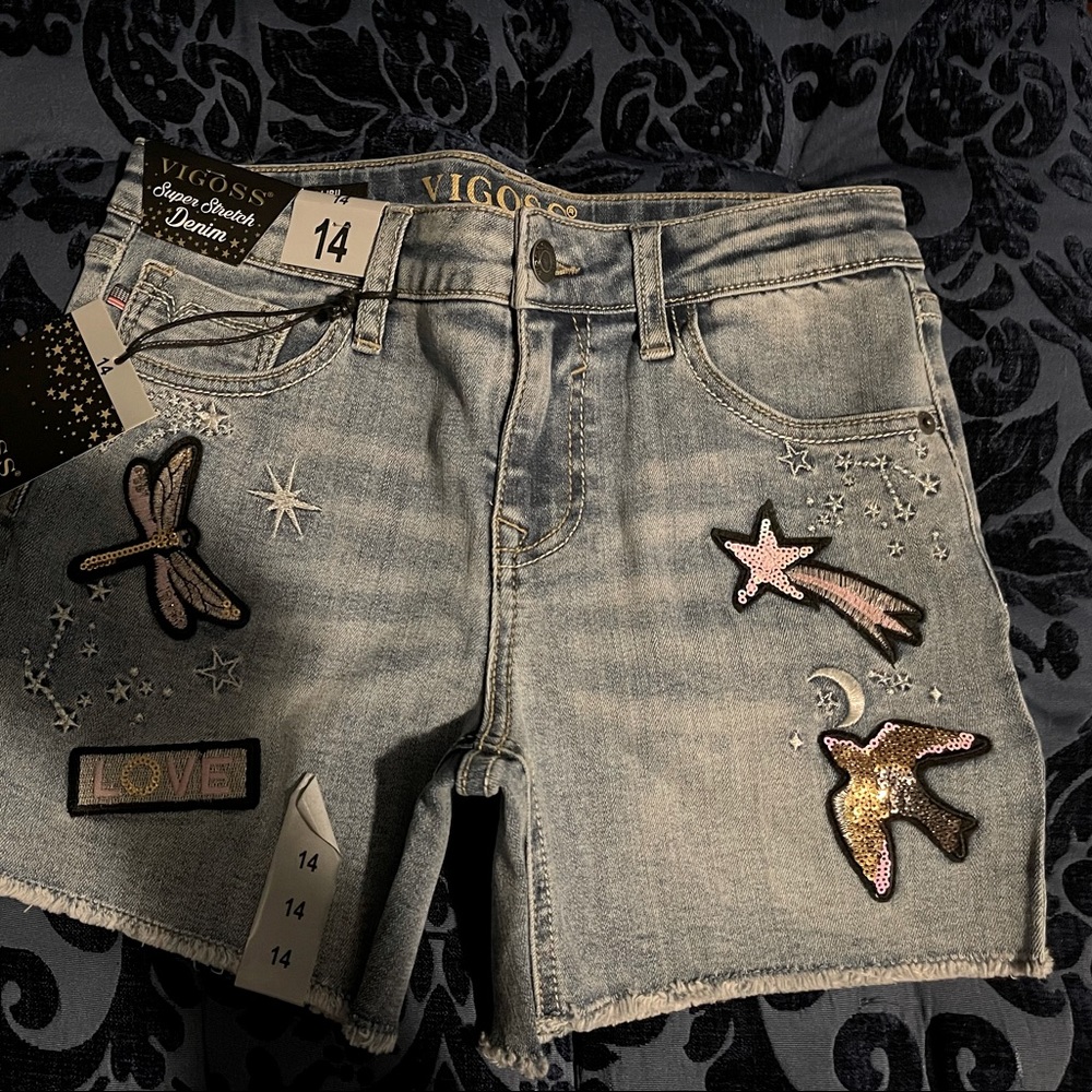 Vigoss Girls Denim Short with appliqués NWT